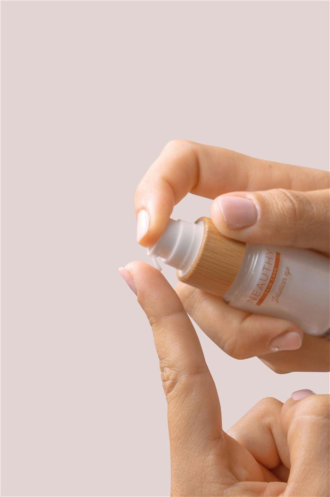 Den ultimative guide til Cleansing Foam: Din vej til ren og strålende hud